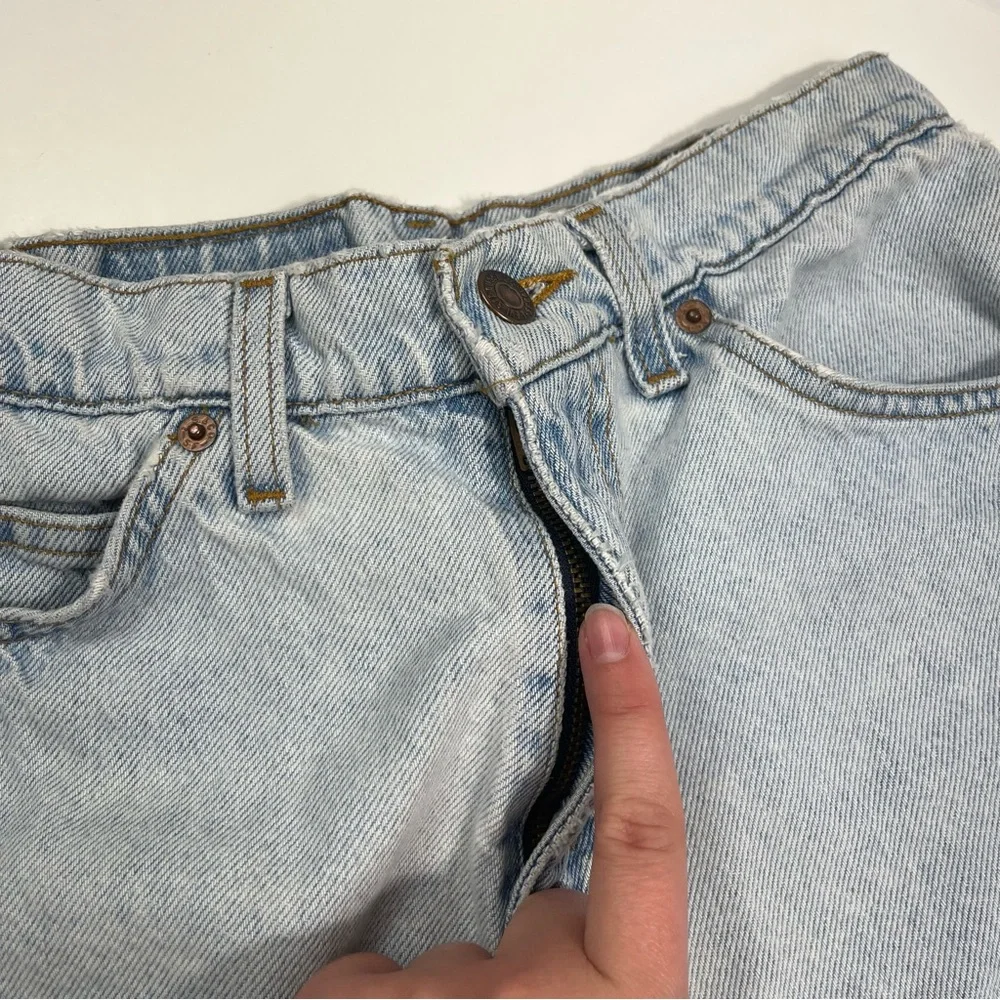Levi’s Vintage Orange Tab 550 Relaxed Fit Light Wash Mom Shorts 100% Cotton 29 - Picture 3 of 8
